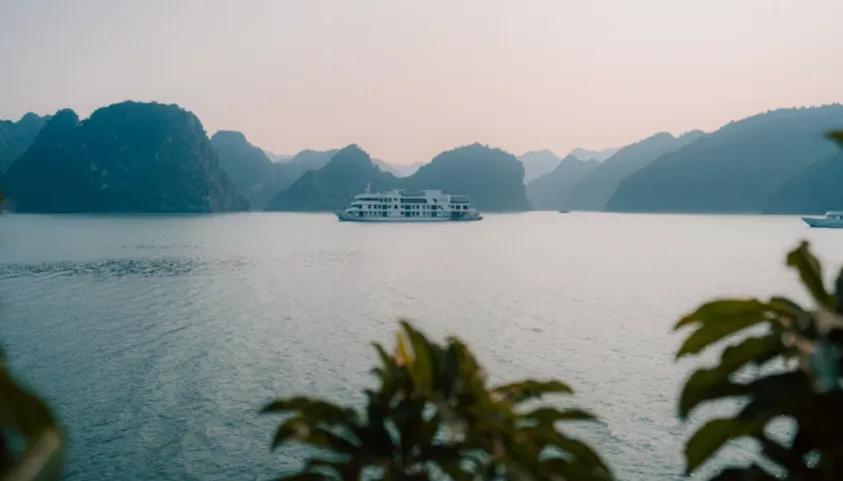 hạ long