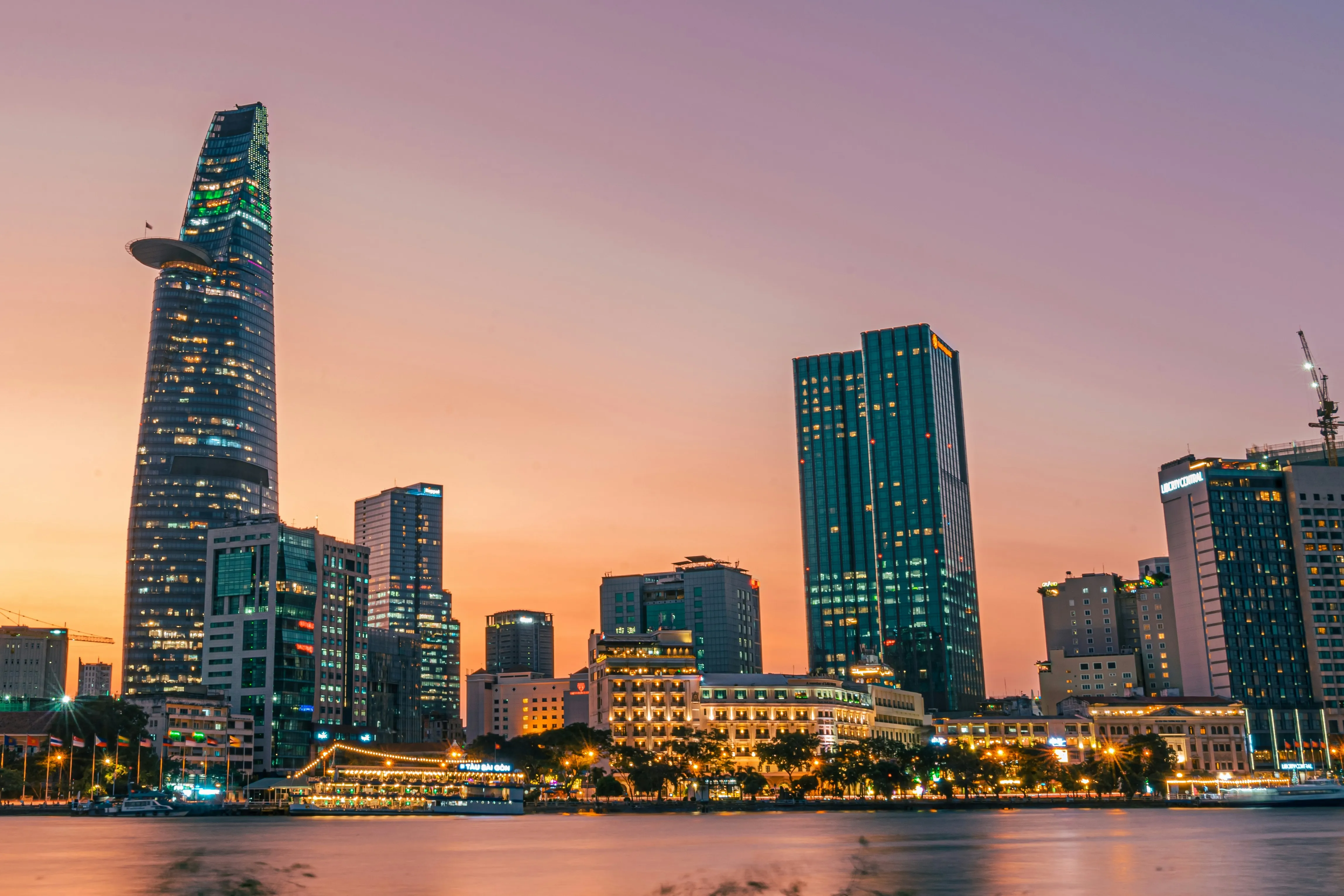 Qué hacer en Ciudad Ho Chi Minh: 8 experiencias para descubrir la ciudad más dinámica de Vietnam